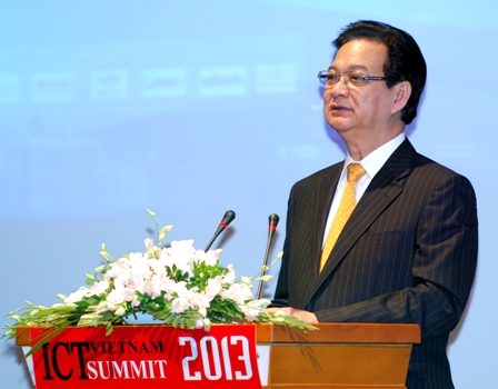 ເວທີປາໄສຂັ້ນສູງເຕັກໂນ ໂລຊີຂໍ້ມູນຂ່າວສານ ແລະ ສື່ສານຫວຽດນາມ ປີ 2013