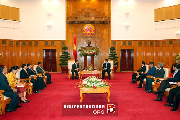 ນາຍົກລັດຖະມົນຕີ ຫວຽດນາມ ໃຫ້ການຕ້ອນຮັບລັດຖະມົນຕີ, ຫົວໜ້າຫ້ອງວ່າການລັດຖະບານລາວ