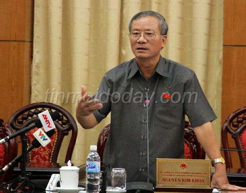 ສະພາແຫ່ງຊາດຕິດຕາມກວດກາບາງຫົວເລື່ອງສະເພາະໃນຂົງເຂດປ້ອງກັນຊາດ, ປ້ອງກັນຄວາມສະຫງົບຢູ່ພາກໃຕ້