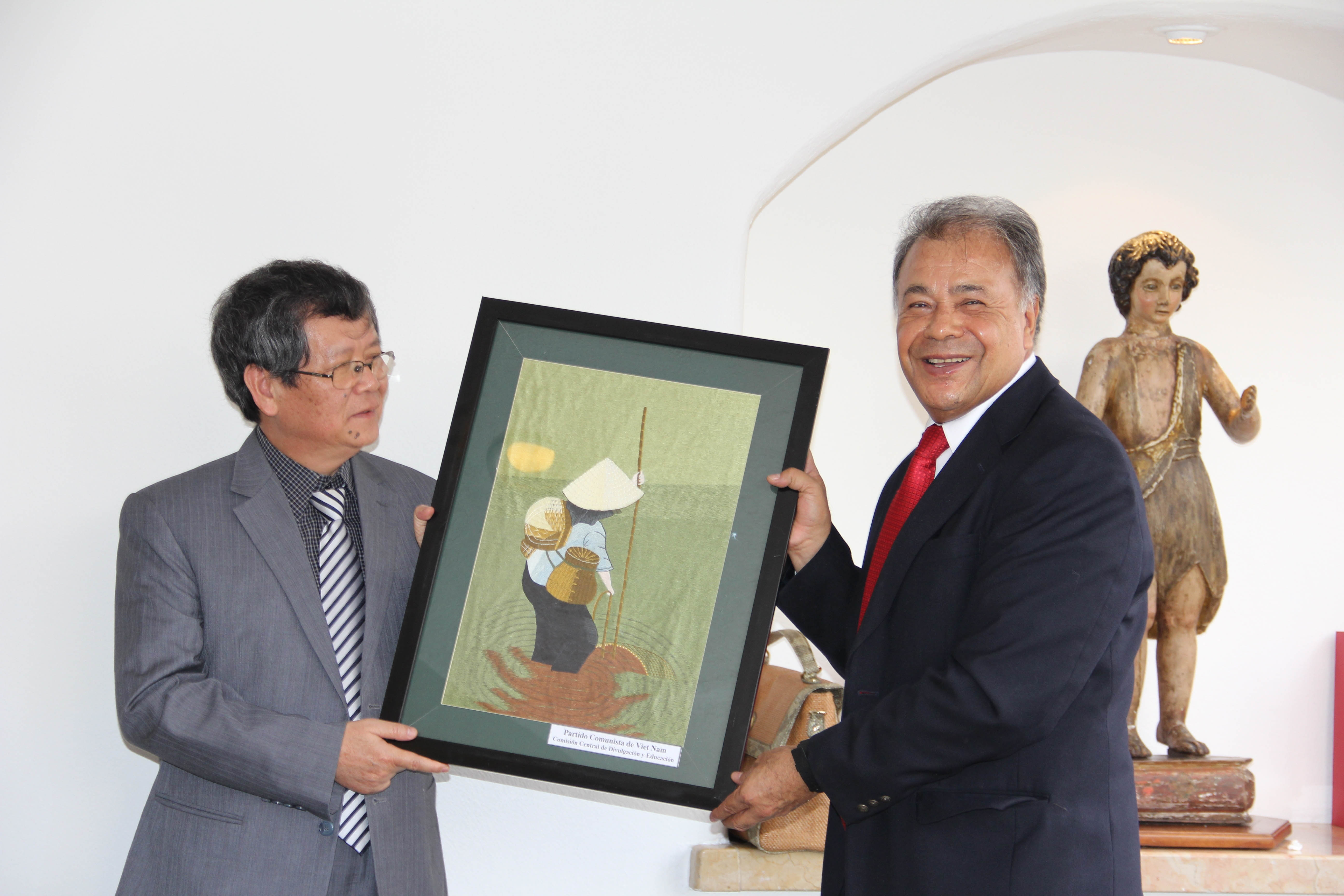 ພັກກອມມູນິດຫວຽດນາມແລະພັກແຮງງານເມຊີໂກເພີ່ມທະວີການພົວພັນຮ່ວມມື