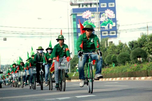 ການເຄື່ອນໄຫວເພື່ອທະເລໝູ່ເກາະບ້ານເກີດເມືອງນອນຄັ້ງທີ 6 ປີ2013