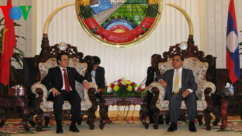 ການນຳປະເທດ ລາວ ຕ້ອນຮັບຄະນະຜູ້ແທນ ຂັ້ນສູງຄະນະພົວພັນຕ່າງປະເທດສູນກາງພັກກອມມູນິດ ຫວຽດນາມ