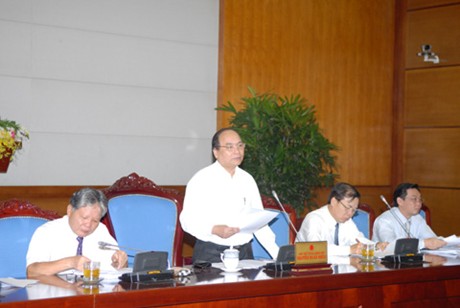 ກອງປະຊຸມຂອງຄະນະຊີ້ນຳແຜນຮ່າງສັງລວມຫັນລະບຽບການບໍລິຫານເປັນງ່າຍດາຍ