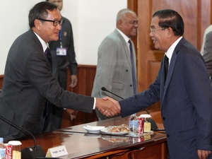 ວາລະປະຊຸມຄັ້ງທຳອິດສະພາແຫ່ງຊາດຊຸດໃໝ່ຂອງກຳປູເຈຍ ຍັງດຳເນີນໄປ ເຖິງວ່າບໍ່ມີສະມາຊິກສະພາແຫ່ງຊາດຝ່າຍຄ້ານ