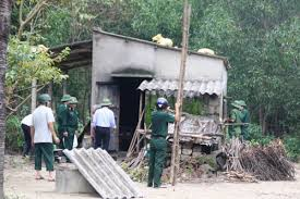 ພະຍຸ Wutip ພັດເຂົ້າ ພາກກາງຫວຽດນາມ