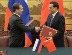 ຈີນແລະລັດເຊຍລົງນາມໃນເອກະສານຮ່ວມມືສອງຝ່າຍ21ສະບັບ