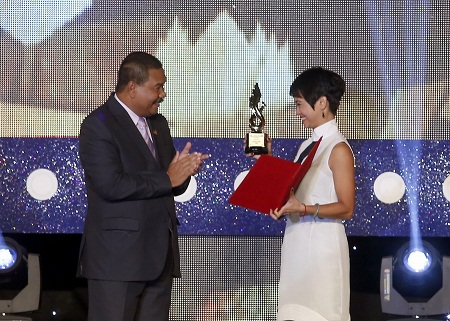 Hot Radio ໄດ້ຮັບ ລາງວັນພິເສດຂອງ ABU Prizes 2013