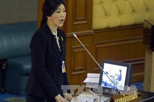 ນາຍົກລັດຖະມົນຕີໄທຮຽກຮ້ອງການເຈລະຈາຢຸດຕິວິກິດການການເມືອງ