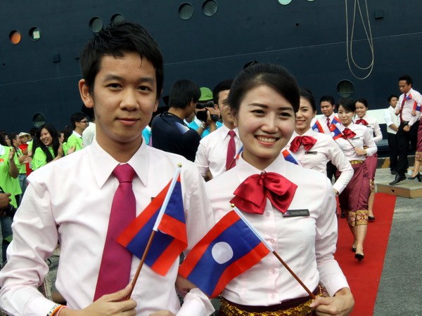 ຊາວໜຸ່ມອາຊຽນ ແລະ ຍີປຸ່ນເຂົ້າຮ່ວມການເຄື່ອນໄຫວພົບປະແລກປ່ຽນ ຢູ່ ສິງກະໂປ