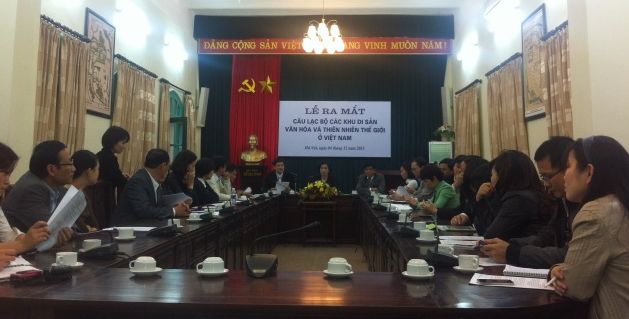 ສະເໜີຕົວ“ສະໂມສອນບັນດາມໍລະດົກວັດທະນະທຳແລະທຳມະຊາດໂລກຢູ່ຫວຽດນາມ”