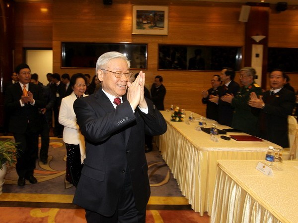 ການທູດຫວຽດນາມ ເປັນເຈົ້າການ, ຕັ້ງໜ້າ ເຊື່ອມໂຍງເຂົ້າກັບສາກົນ