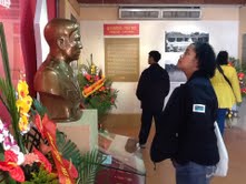 ງານວາງສະແດງຮູບພາບ “ພົນເອກຫງວຽນຈີແທງ -ຊີວິດແລະພາລະກິດ“