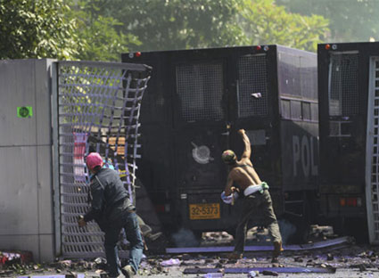 ລັດຖະບານໄທຈະສະເໜີກອງທັບໜູນຊ່ວຍຮັກສາຄວາມສະຫງົບໃນການເລືອກຕັ້ງ