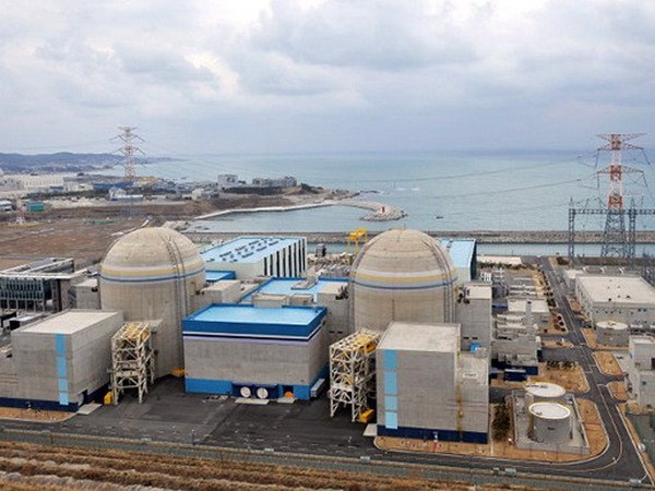 ສເກົາຫຼີ,ອາເມລິກາເຊື່ອມຕໍ່ການເຈລະຈາກ່ຽວກັບສົນທິສັນຍາພະລັງງານນິວເຄຼຍ