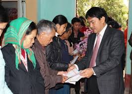 ໜູນຊ່ວຍບັນດາເປົ້າໝາຍນະໂຍບາຍແລະຄອບຄົວທຸກຍາກຕ້ອນຮັບບຸນເຕັດ