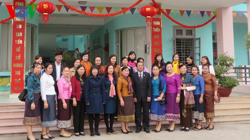 ການພົບປະແລກປ່ຽນ ລະຫວ່າງແມ່ຍິງຮ່າໂນ້ຍ -ວຽງຈັນ