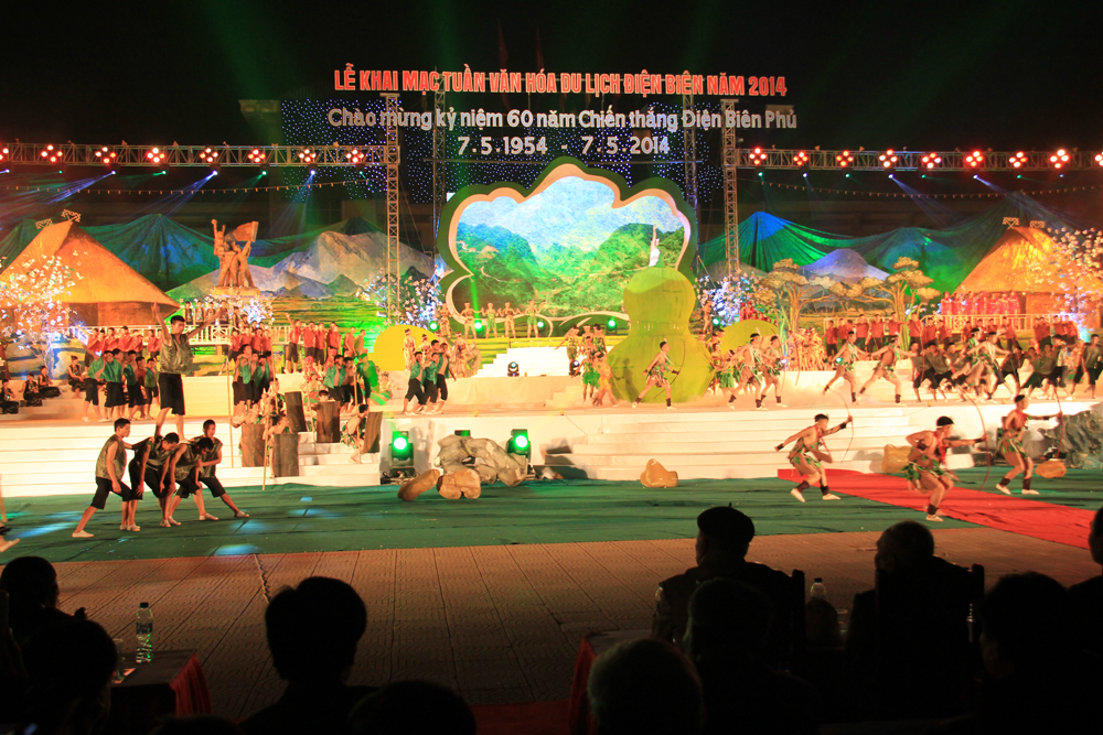 ສືບຕໍ່ບັນດາການເຄື່ອນໄຫວໃນຂອບເຂດວັດທະນະທຳທ່ອງທ່ຽວດ້ຽນບຽນ2014