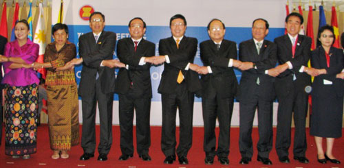 ອັດກອງປະຊູມລັດຖະມົນຕີຮັບຜິດວັດທະນະທຳແລະສິລະປະອາຊຽນຄັ້ງທີ 6