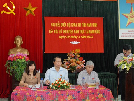 ທ່ານຮອງນາຍົກ ລັດຖະມົນຕີ ຫວູວັນນິງ ພົບປະກັບຜູ້ມີສິດ ເລືອກຕັ້ງຢູ່ແຂວງ ນາມດິ້ງ