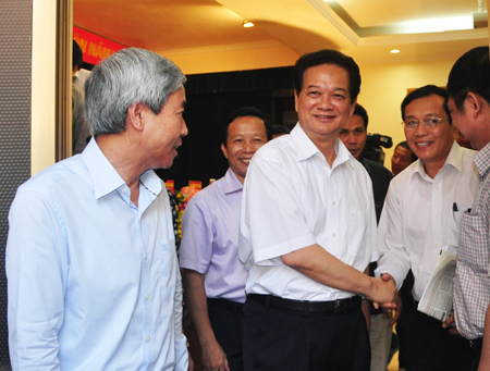 ຫວຽດນາມຄັດຄ້ານບັນດາການກະທຳລະເມີດຢ່າງຮຸນແຮງ,ພ້ອມທັງເດັດດຽວປົກປັກຮັກສາອະທິປະໄຕປະເທດຊາດ