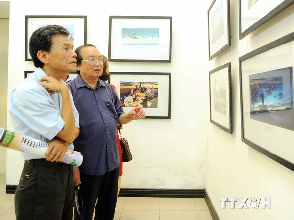 ງານວາງສະແດງແຜນທີ່,ຮູບຖ່າຍ“ທະເລ,ໝູ່ເກາະຂອງປະເທດຊາດ”