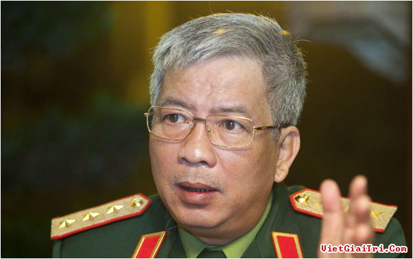 ພົນໂທຫງວຽນຈີ໋ວີ້ງຕ້ອນຮັບຄະນະພະນັກງານກະຊວງປ້ອງກັນປະເທດອິນເດຍ