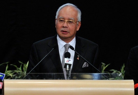 ມາເລເຊຍສວມບົດບາດຫລຸດຜ່ອນຄວາມເຄັ່ງຕຶງຢູ່ທະເລຕາເວັນອອກ