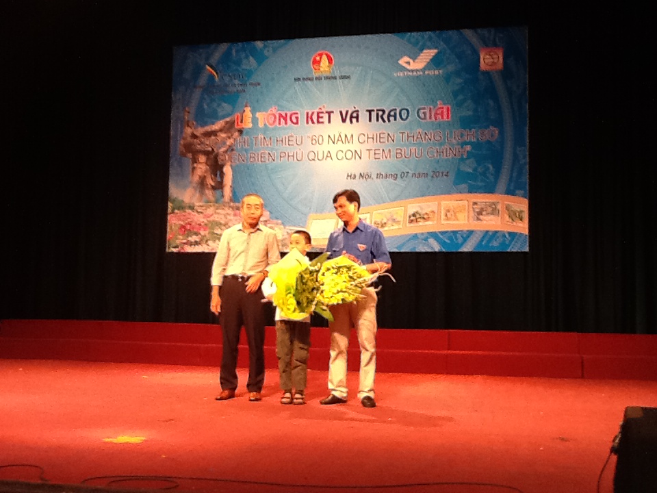 ສ້າງບ່ອນລະຫຼິ້ນທີ່ມີປະໂຫຍດ,ປຸກລຸກນ້ຳໃຈເອກອ້າງທະນົງໃຈຕໍ່ປະເທດຊາດໃຫ້ເດັກນ້ອຍ