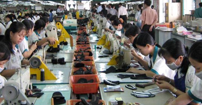 ຫວຽດນາມ ດຶງດູດຫຼາຍໃບສັ່ງຊື້ສິນຄ້າຈາກບັນດາເຄື່ອງໝາຍການຄ້າເກີບທີ່ມີສື່ສຽງ