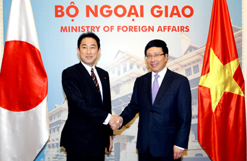 ການນຳຫວຽດນາມໃຫ້ການຕ້ອນຮັບລັດຖະມົນຕີການຕ່າງປະເທດຍີ່ປຸ່ນ