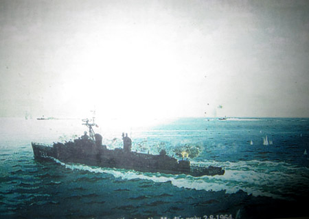 ບັນດາການເຄື່ອນໄຫວສະເຫລີມສະຫລອງ50ປີແຫ່ງໄຊຊະນະບັ້ນຮົບທຳອິດຂອງກອງທັບເຮືອປະຊາຊົນຫວຽດນາມ