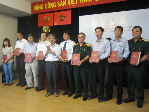 ພິໄນກຳຂອງປະທານໂຮ່ຈີມິນ-ແສງສະຫວ່າງຂອງພູມປັນຍາແລະຄວາມເຊື່ອໝັ້ນ