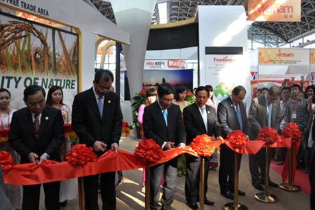 ຫວຽດນາມແລະຈີນ ເພີ່ມທະວີການຮ່ວມມື ໃນທຸກຂົງເຂດ