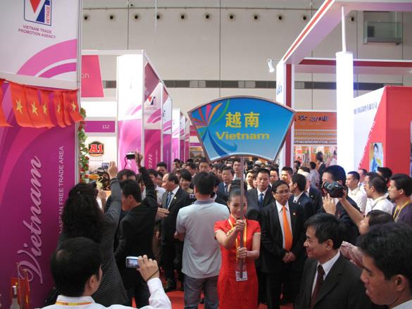 CAEXPO11ປະກອບສ່ວນເຂົ້າໃນການພັດທະນາເສດຖະກິດຂອງອາຊຽນແລະຈີນ