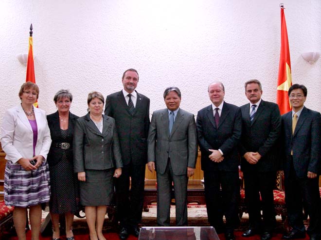 ຫວຽດນາມແລະສເຊັກ:ເຊື່ອມຕໍ່ການພົວພັນໂດຍກົງລະຫວ່າງສອງກະຊວງຍຸຕິທຳ ພາຍຫລັງ25ປີ.