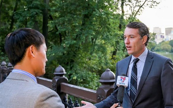 ນັກຮຽນຮູ້ອາເມລິກາຕີລາຄາສູງບົດຂຽນກ່ຽວກັບການປ່ຽນແປງຂອງດິນຟ້າອາກາດຂອງນາຍົກລັດຖະມົນຕີຫວຽດນາມ