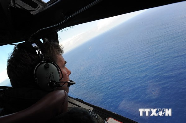 ອົດສະຕາລີຫັນມາຊອກຫາເຮືອບິນMH370ຢູ່ເຂດທາງທິດໃຕ້