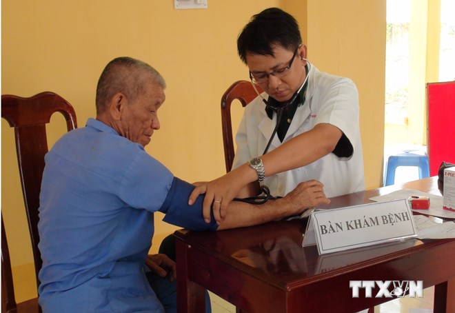 ຮ່າໂນ້ຍລະດົມໄດ້50ກ່ວາຕື້ດົ່ງທີ່ພິທີປຸກລະດົມເດືອນເພື່ອຄົນທຸກຍາກປີ2014