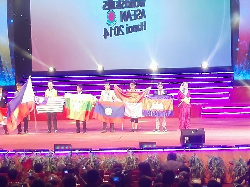 ສຸກກະສອນ ໄຊພົມສີ - ຜູ້ຮັບຫຼຽນໄຊປະຫວັດສາດ