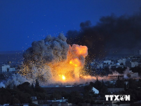 ການແຫ່ຂະບວນ ສະໜູນການສູ້ຮົບຕ້ານ ລັດອິດສະລາມ IS ຢູ່ຊີຣີ