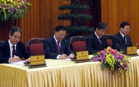 ພິທີລົງນາມໃນກົດລະ ບຽບສົມທົບໃນການ ຄຸ້ມຄອງ,ບໍລິຫານ ເສດຖະກິດມະຫາພາກ