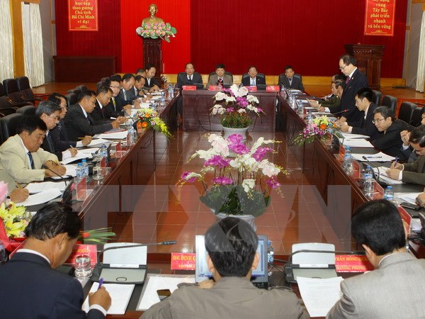 ການກໍ່ສ້າງເສັ້ນຊາຍແດນຫວຽດນາມ-ລາວໝັ້ນຄົງແລະພັດທະນາຮອບດ້ານ