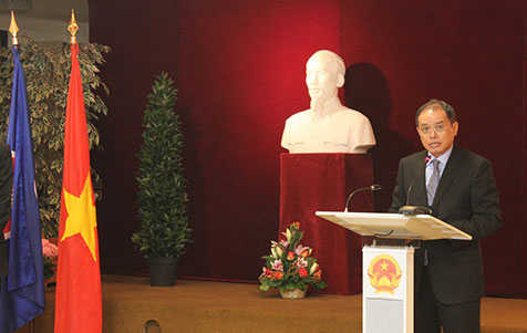 ສະເຫຼີມສະຫຼອງ70ປີແຫ່ງວັນສ້າງຕັ້ງກອງທັບປະຊາຊົນຫວຽດນາມຢູ່ອິນໂດເນເຊຍແລະຝຣັ່ງ