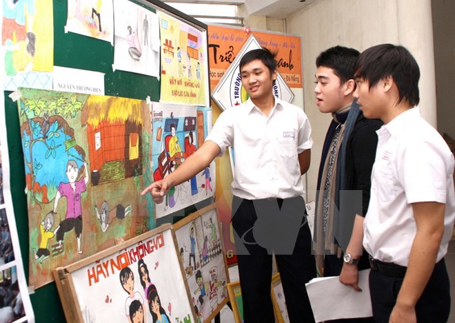 ຍົກສູງກຳລັງຄວາມສາມາດໂຄສະນາກ່ຽວກັບການປ້ອງກັນ,ຕ້ານການໃຊ້ຄວາມຮຸນແຮງສຳລັບແມ່ຍິງແລະເດັກຍິງ