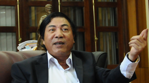 ໄດ້ບົ່ງມະຕິພະຍາດເພື່ອຍົກອອກວິທີປິ່ນປົວພະຍາດໃຫ້ທ່ານ ຫງວຽນບ໋າແທງ