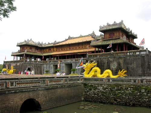 ຕ້ອນຮັບຜະລິດຕະພັນທ່ອງທ່ຽວໃໝ່ຂອງພາກກາງປີ 2015