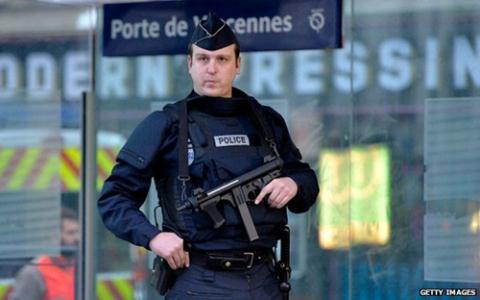 ບັນດາປະເທດເອີລົບເພີ່ມທະວີການປ້ອງກັນຄວາມສະຫງົບ,ຕ້ານການບຸກໂຈມຕີກໍ່ການຮ້າຍ