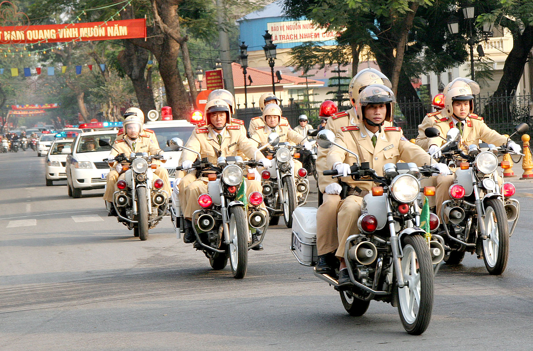 ອີຕາລີກຽມພ້ອມໜູນຊ່ວຍຫວຽດນາມບຳລຸງສ້າງກຳລັງຕຳຫຼວດຈໍລະຈອນ