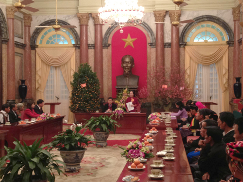 ພັກແລະລັດຍາມໃດກໍ່ເອົາໃຈໃສ່,ເບິ່ງແຍງດູແລເຖິງການຮັກສາສີສັນວັດທະນະທຳບັນດາເຜົ່າຫວຽດນາມ