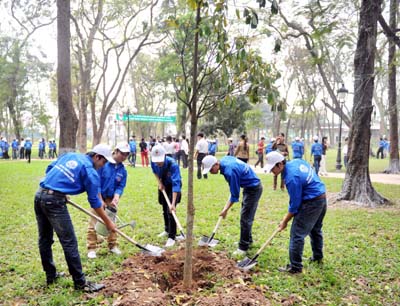 ພາກກາງຫວຽດນາມເລີ່ມເຄື່ອນໄຫວເດືອນຊາວຫນຸ່ມອາສາສະໝັກປີ2015